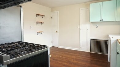 586 Courtland Ave in Bridgeport, CT - Building Photo - Building Photo