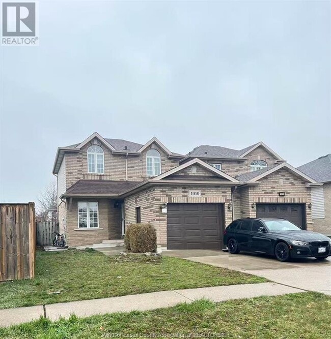 property at 1010 Silverdale Dr