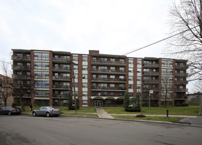 Dixington Manor Apartments