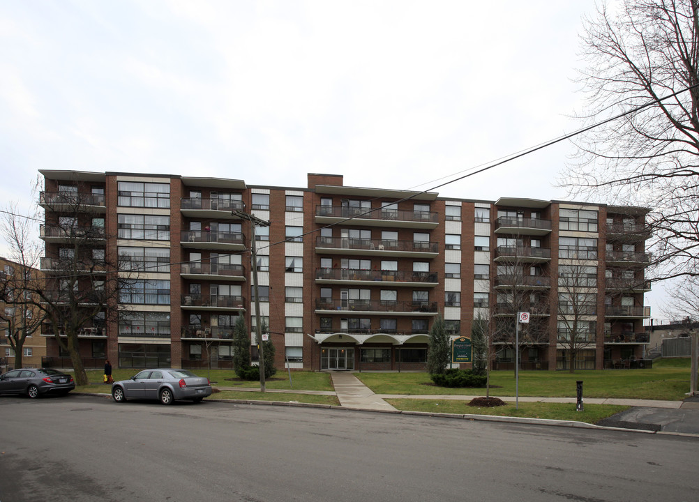 Dixington Manor Apartments in Toronto, ON - Building Photo