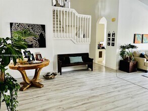 1987 S Landing Way in Weston, FL - Building Photo - Building Photo