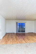 1805 Dare Ave, Unit 1 in Anchorage, AK - Building Photo - Building Photo