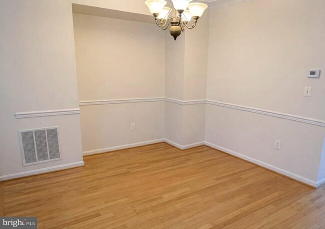 property at 41859 Cinnabar Square