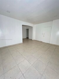 7629 Dickens Ave in Miami Beach, FL - Building Photo - Building Photo