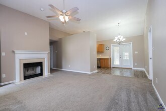 103 Lions Gate in Bonaire, GA - Building Photo - Building Photo