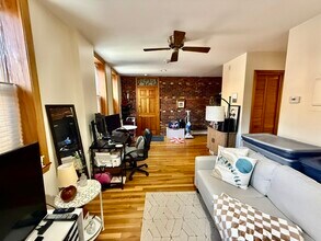69 N Margin St, Unit 2 in Boston, MA - Building Photo - Building Photo