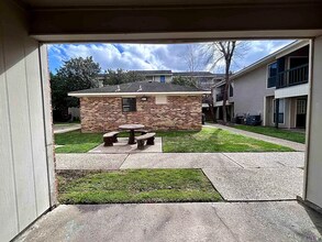 1826 Brightside Dr, Unit G in Baton Rouge, LA - Building Photo - Building Photo