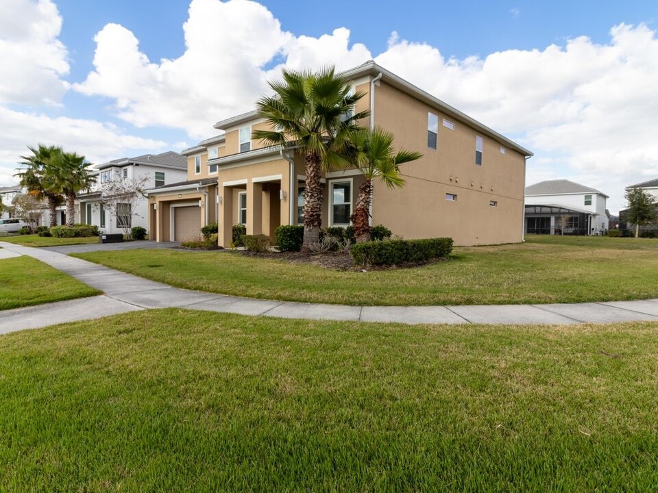 3801 Sonoma Blvd in Kissimmee, FL - Building Photo