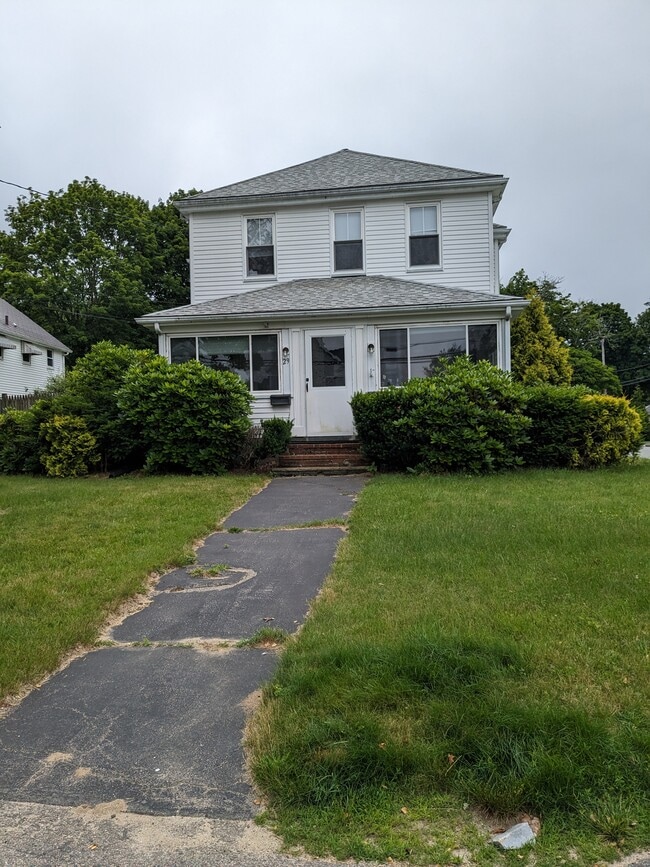 29 E Chestnut St Rentals in Sharon, MA