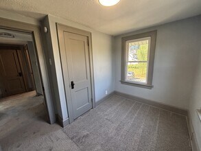 2504 Navarre Rd SW in Canton, OH - Building Photo - Building Photo