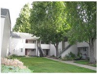 Fourteen Pines in Eugene, OR - Foto de edificio - Building Photo