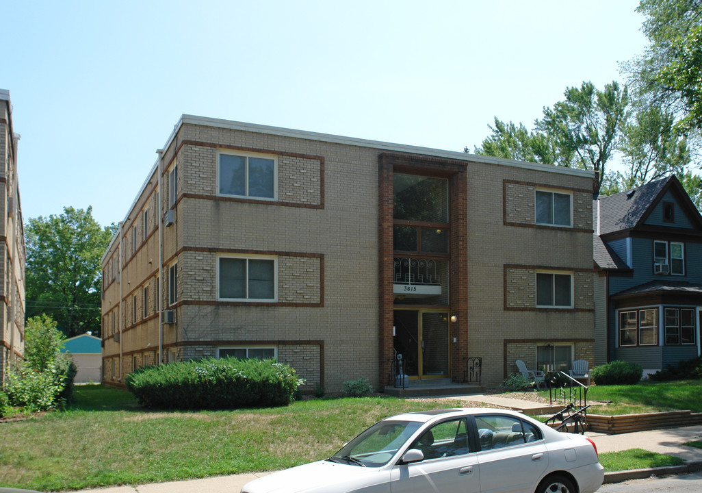 3615 Grand Ave S in Minneapolis, MN - Foto de edificio