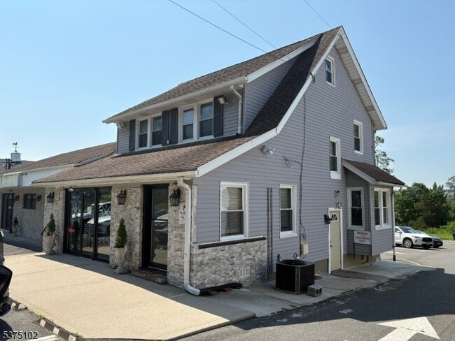 property at 1962 Washington Valley Rd
