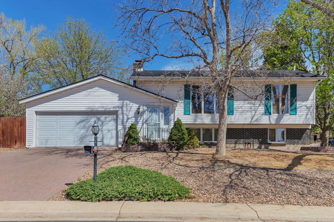 1107 E 15th Ave in Broomfield, CO - Building Photo