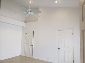 9441 Boca Gardens Cir S, Unit B in Boca Raton, FL - Building Photo - Building Photo