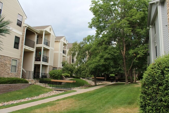 6755 S Field St in Littleton, CO - Building Photo - Building Photo