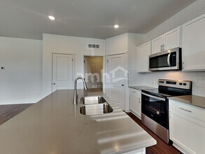 4722 86th Ave NE in Marysville, WA - Building Photo - Building Photo