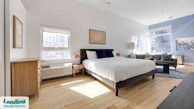 135 Adams St, Unit 311 in Denver, CO - Building Photo - Building Photo