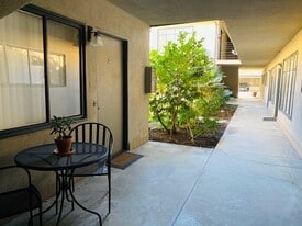 200 S Catalina Ave, Unit H