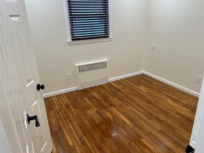 182-12 145th Rd in Queens, NY - Building Photo - Building Photo