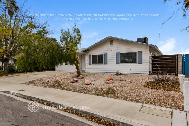 6328 Youngmont Ave in Las Vegas, NV - Building Photo - Building Photo