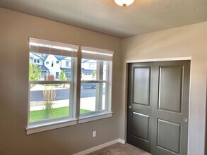 61357 SE Matthew St in Bend, OR - Building Photo - Building Photo