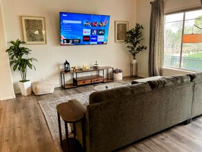 8180 E Shea Blvd, Unit 1082 in Scottsdale, AZ - Foto de edificio - Building Photo