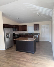 5008 S Obispo Cir in La Belle, FL - Building Photo - Building Photo