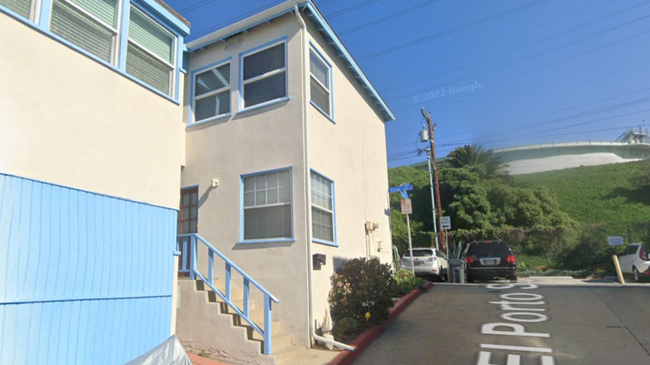 3915 Crest Dr, Unit Lower