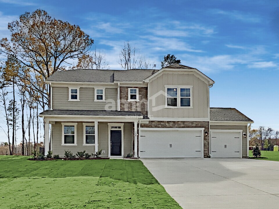 308 Elmhurst Dr in Marvin, NC - Building Photo