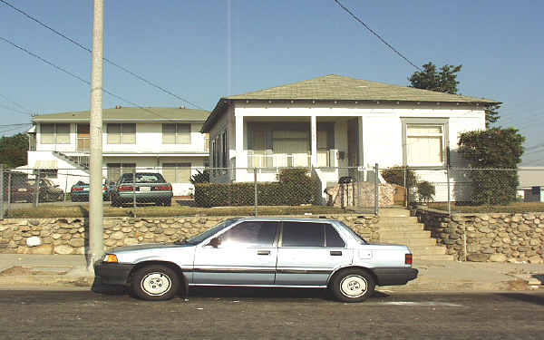 1109-1111 S Kingsley Dr in Los Angeles, CA - Foto de edificio