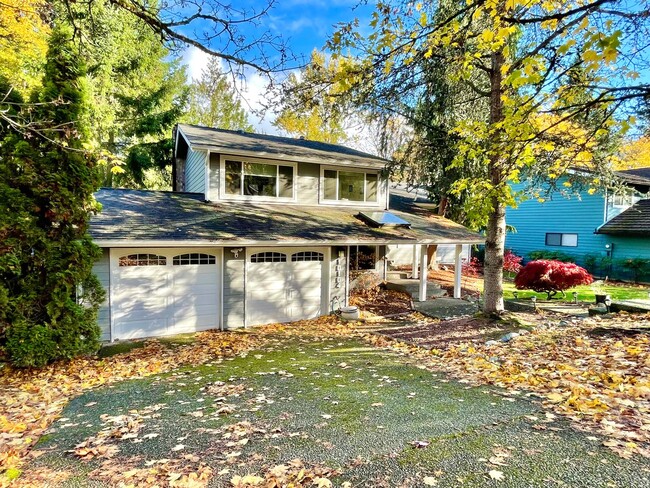 property at 10104 117th Pl NE