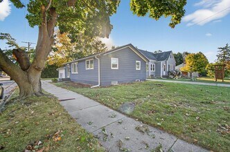 3603 21st Ave in Kenosha, WI - Foto de edificio - Building Photo