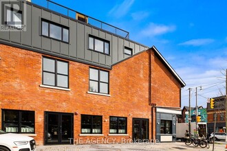 110-110 Harbord St in Toronto, ON - Building Photo - Building Photo