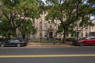 803 Beverley Rd in Brooklyn, NY - Foto de edificio - Building Photo