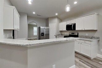 2502 Braley Park Ln in Conroe, TX - Building Photo - Building Photo