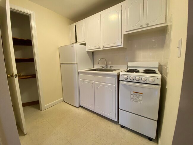 1316 Commonwealth Ave, Unit 104