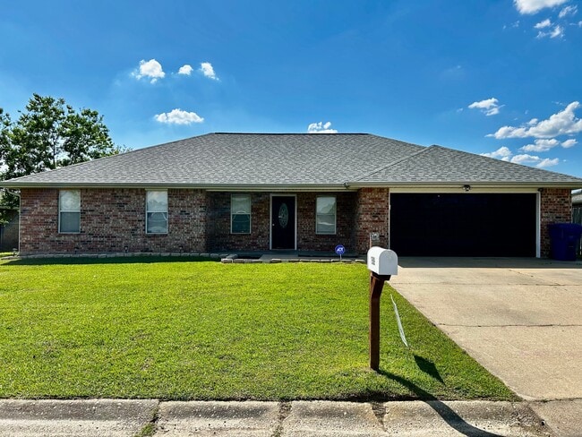 property at 1809 Briarwood St