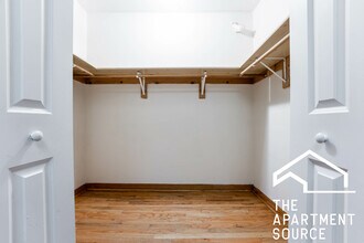 2890 N Clark St in Chicago, IL - Building Photo - Building Photo