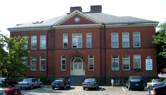 St Mary's Residence Apartments in New Britain, CT - Building Photo - Building Photo