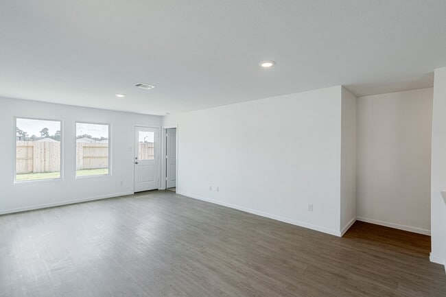 property at 17983 Valle Cupa Ln