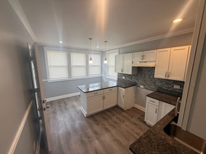 8632 S Parnell Ave in Chicago, IL - Building Photo - Building Photo
