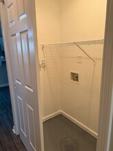 10738 N Park Ave in Indianapolis, IN - Foto de edificio - Building Photo