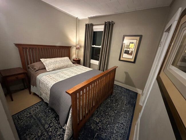 105 S Park Ave in Kendallville, IN - Building Photo - Building Photo