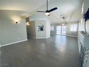265 Autumn Eve St in Henderson, NV - Building Photo - Building Photo