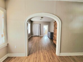2811 Chenevert St in Houston, TX - Building Photo - Building Photo
