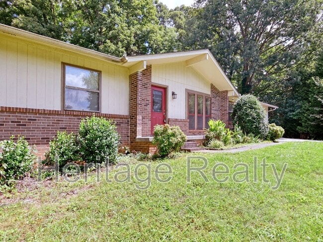 402 Harrow Rd in Knoxville, TN - Building Photo - Building Photo