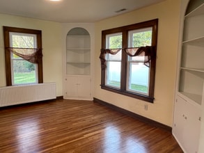 208 W 3rd St in Buchanan, MI - Building Photo - Building Photo