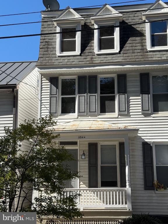 234 1/2 E Main St in Westminster, MD - Building Photo - Building Photo