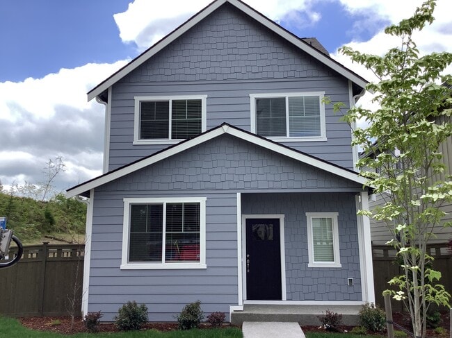 property at 33013 Lookout Ln
